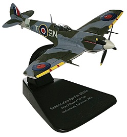 Spitfire Mk.IXe 1/72 Die Cast Model (AC016) - Click Image to Close